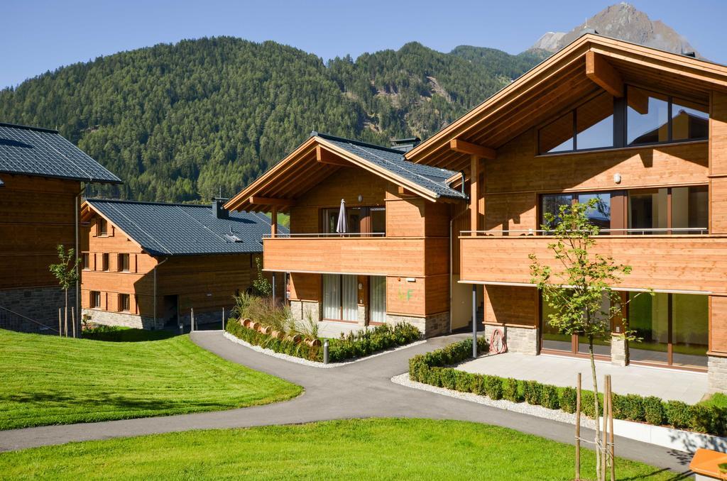 Alpinlodges Matrei มาเทรอี อิน ออสท์ทีโรล ภายนอก รูปภาพ